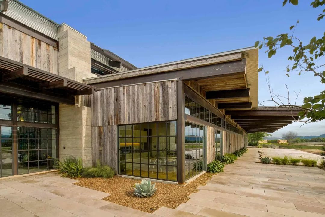 1673926025523481.jpg 2.jpg